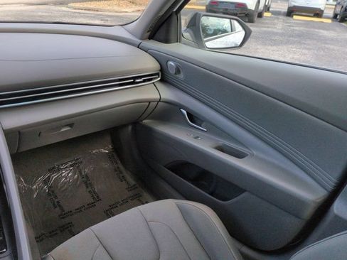 Used 2026 Hyundai Elantra Sport FWD image 15