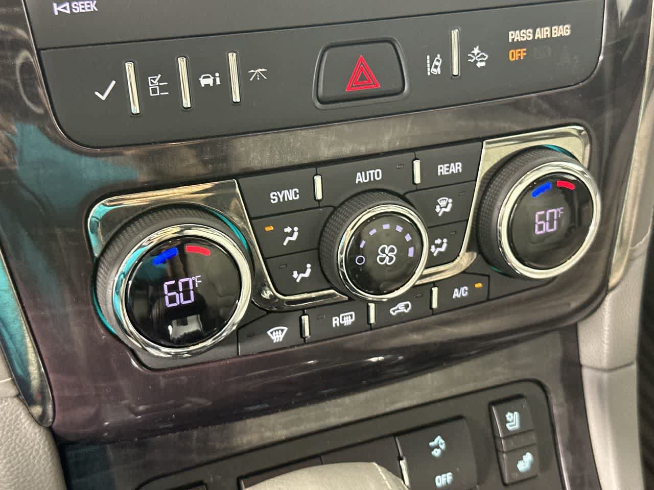 Used 2016 Buick Enclave Premium FWD image 19