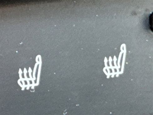 Used 2022 Toyota Venza XLE image 30