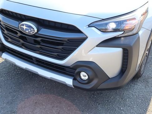 Certified 2025 Subaru Outback Limited AWD/4WD image 10