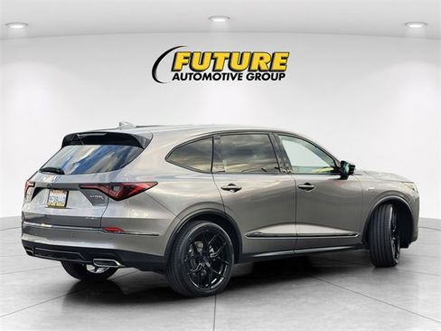 Used 2023 Acura MDX A-Spec image 4