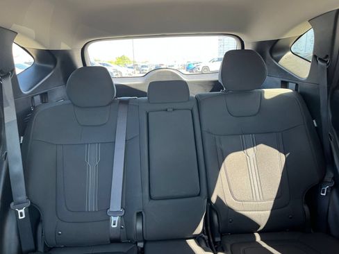 Used 2025 Hyundai Tucson SEL AWD/4WD image 35