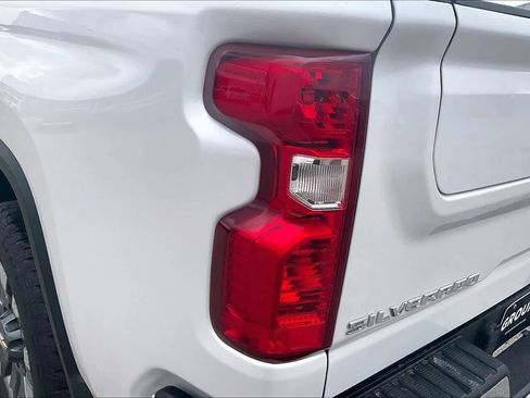 Certified 2022 Chevrolet Silverado 2500 LT w/ Convenience Package image 26