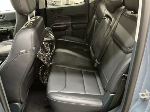 New 2026 Ford Maverick Lariat w/ Black Appearance Package image 13