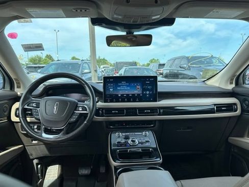 Used 2021 Lincoln Nautilus Reserve w/ Equipment Group 201A AWD/4WD image 5
