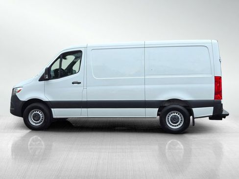 Used 2019 Mercedes-Benz Sprinter 144 Cargo image 8