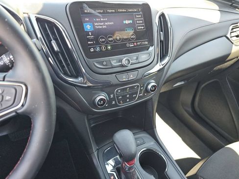 Used 2024 Chevrolet Equinox RS FWD image 30