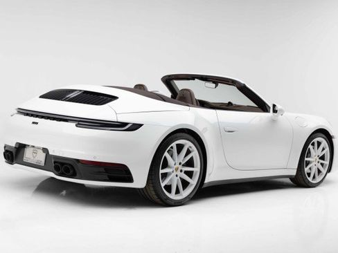 Used 2024 Porsche 911 Carrera image 11