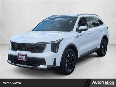 Used 2025 Kia Sorento S w/ Panoramic Sunroof Package