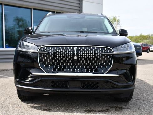 New 2026 Lincoln Aviator AWD image 10
