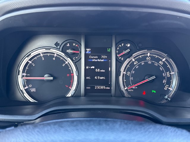 Used 2023 Toyota 4Runner Limited AWD/4WD image 23