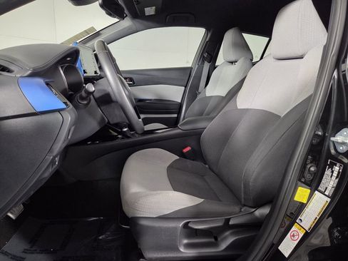 Used 2019 Toyota C-HR XLE image 13