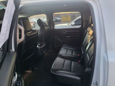 Used 2019 RAM 1500 Laramie image 19
