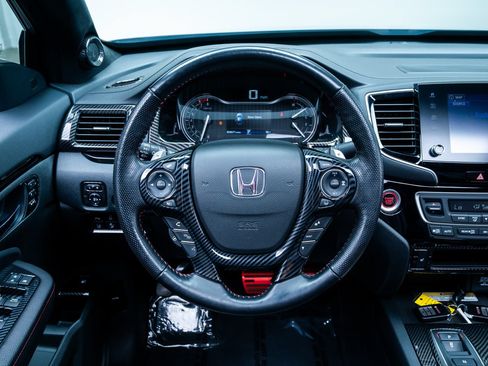 Used 2022 Honda Ridgeline Black Edition image 9