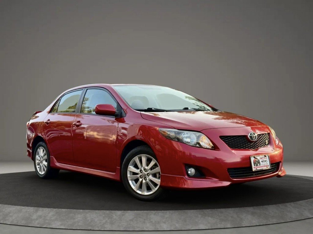 Used 2010 Toyota Corolla S FWD image 1
