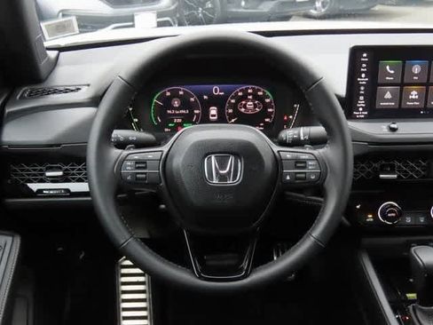 Certified 2025 Honda Accord Sport image 18