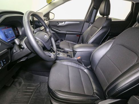Used 2023 Ford Escape SE FWD image 42