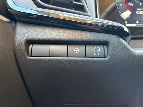 New 2026 Nissan Kicks SR FWD image 29