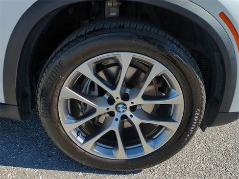 Used 2025 BMW X5 sDrive40i image 11