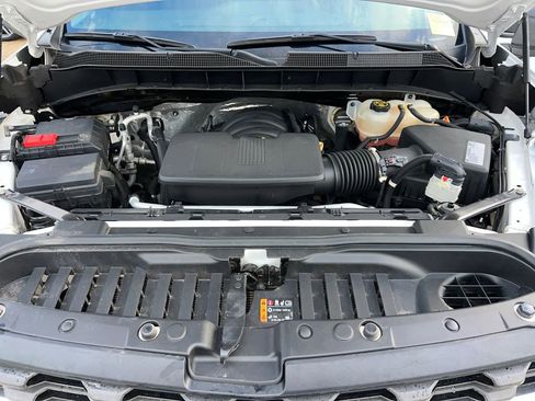 Used 2021 Chevrolet Silverado 1500 Custom image 23