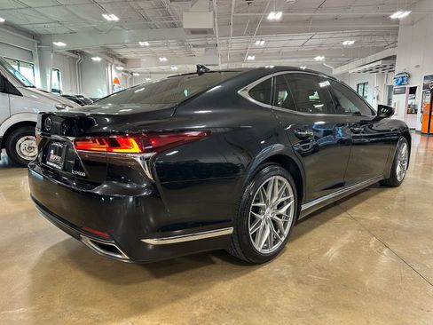 Used 2020 Lexus LS 500 w/ Interior Upgrade Package image 8