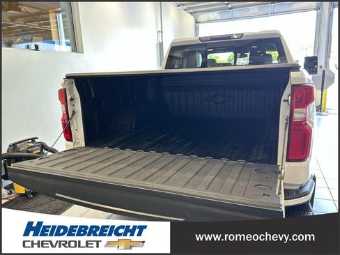Certified 2020 Chevrolet Silverado 1500 RST w/ All-Star Edition AWD/4WD image 15