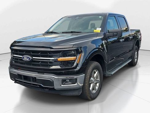 Used 2025 Ford F150 XLT w/ Equipment Group 301A Standard AWD/4WD image 7