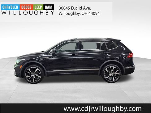 Used 2022 Volkswagen Tiguan SEL R-Line AWD/4WD image 5