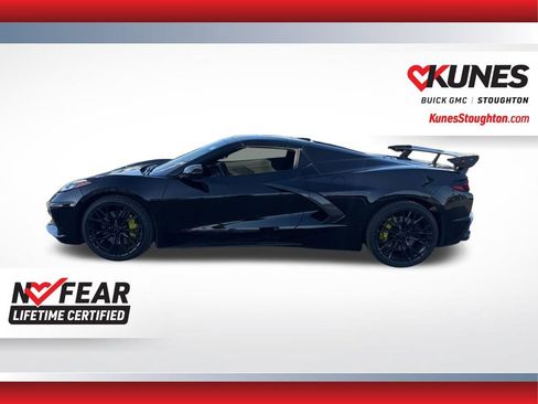 Used 2021 Chevrolet Corvette Stingray Convertible w/ Z51 Performance Package RWD image 7