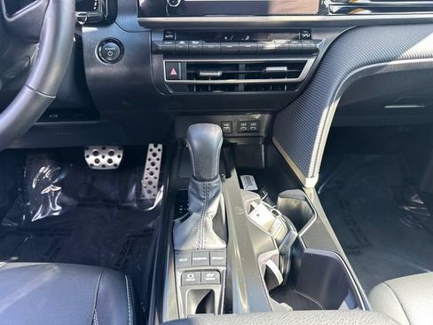 Used 2026 Toyota Camry SE FWD image 21