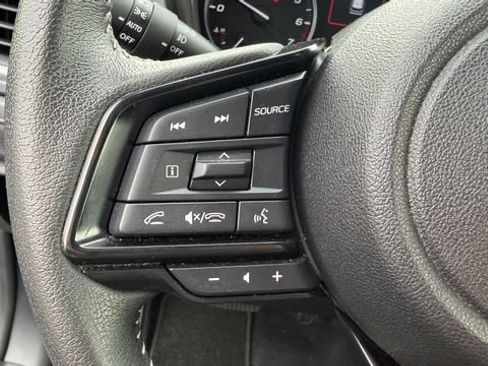 Used 2025 Subaru Forester Premium w/ Convenience Package #2 AWD/4WD image 19