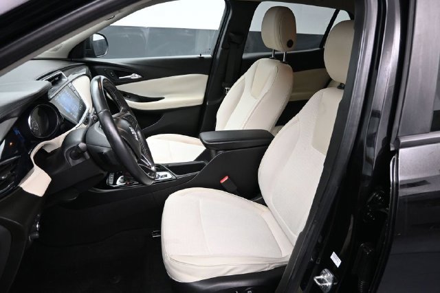 Used 2021 Buick Encore GX Preferred w/ Cold Weather Comfort Package FWD image 17