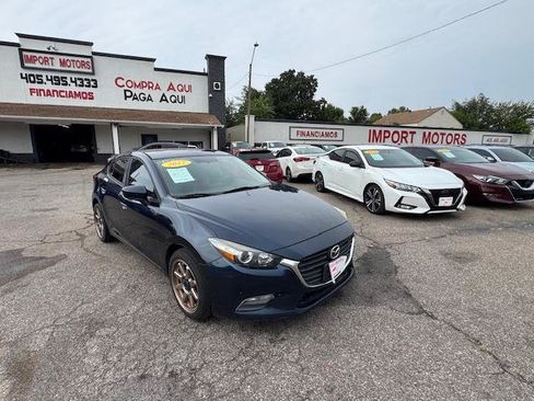 Used 2017 MAZDA MAZDA3 Sport FWD image 4