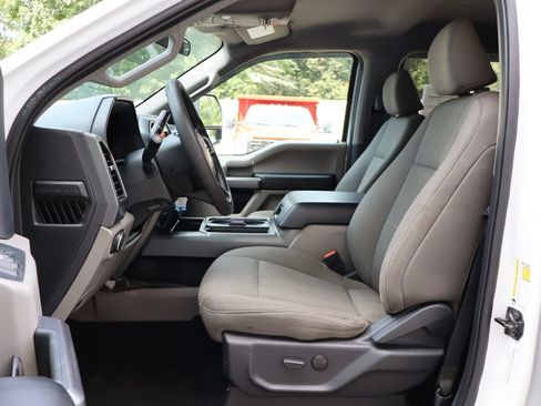 Used 2022 Ford F250 XLT w/ Black Appearance Package AWD/4WD image 21