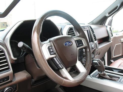 Used 2019 Ford F150 King Ranch w/ Equipment Group 601A Luxury AWD/4WD image 19