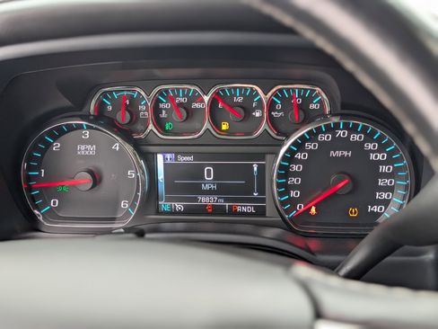 Used 2018 GMC Sierra 1500 SLE w/ SLE Value Package image 16