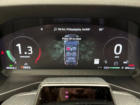 Used 2025 Ford Explorer ST-Line image 9