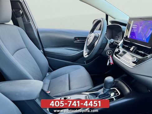 Used 2024 Toyota Corolla LE FWD image 19
