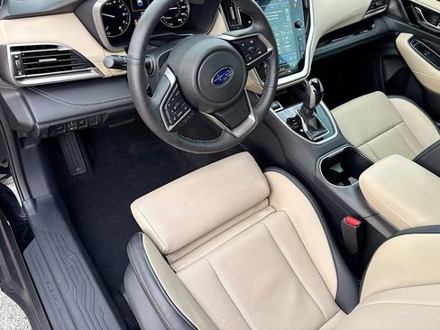Certified 2025 Subaru Outback Limited image 12