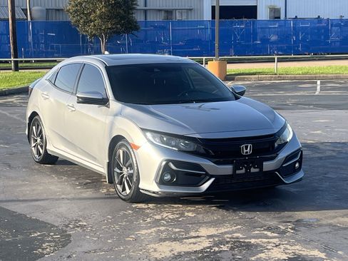 Used 2020 Honda Civic EX image 3