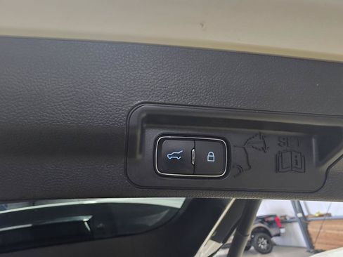 Used 2020 Ford Explorer ST w/ ST Street Pack AWD/4WD image 21