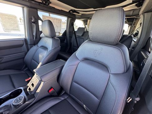 New 2026 Ford Bronco Badlands image 18