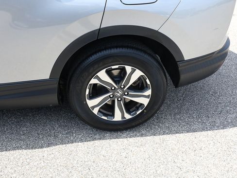 Used 2019 Honda CR-V LX image 4