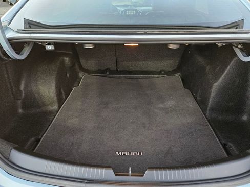 Used 2018 Chevrolet Malibu Premier image 26