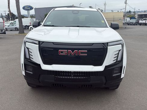 Used 2026 GMC Sierra EV Elevation image 2