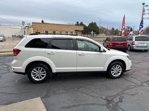 Used 2014 Dodge Journey SXT w/ Flexible Seating Group image 6