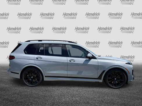 New 2027 BMW X7 xDrive40i w/ M Sport Package AWD/4WD image 11