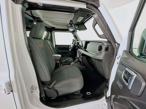 Used 2024 Jeep Gladiator Rubicon w/ Safety Group image 28