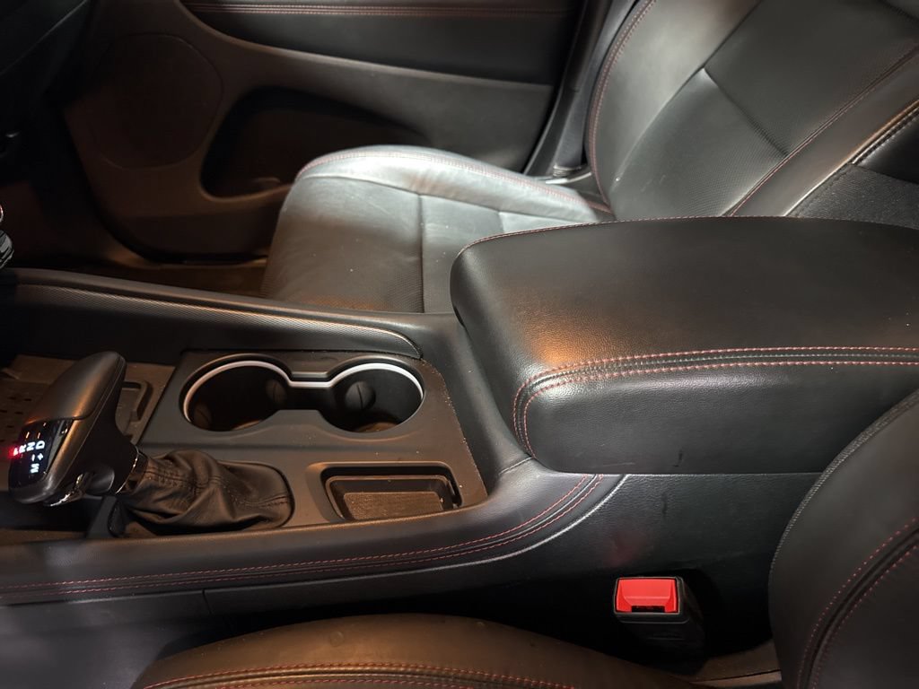 Used 2025 Dodge Durango GT AWD/4WD image 33
