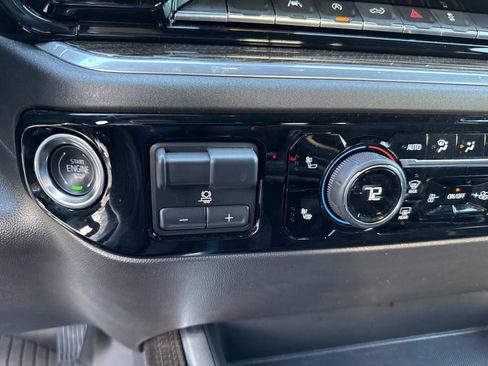 Used 2025 Chevrolet Silverado 1500 LT Trail Boss w/ Convenience Package II image 27